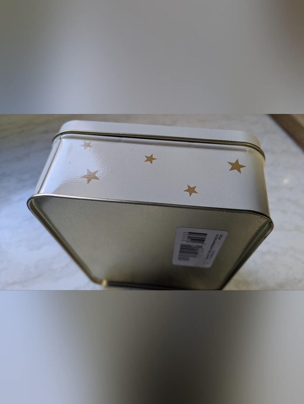 Three Angels Christmas Tin With Cookie Cutters And Recipe Card. - Picture 8 of 10